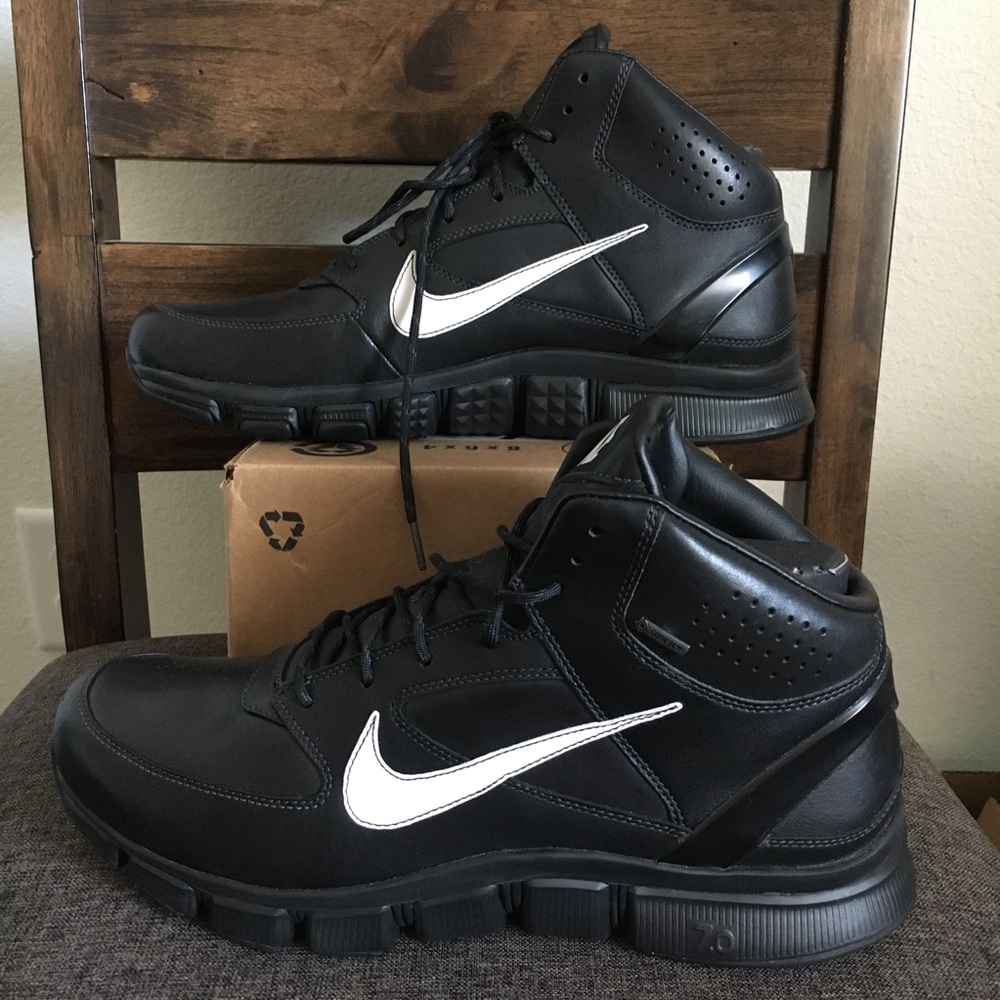 New without box Nike free trainer 7.0 mid Gore-Tex size 11 mens